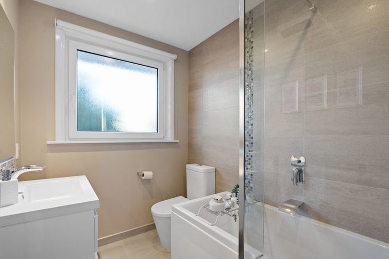 Photo of property in 105a Aorangi Road, Bryndwr, Christchurch, 8053