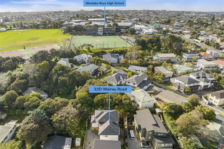 Photo of property in 33d Wairau Road, Forrest Hill, Auckland, 0627