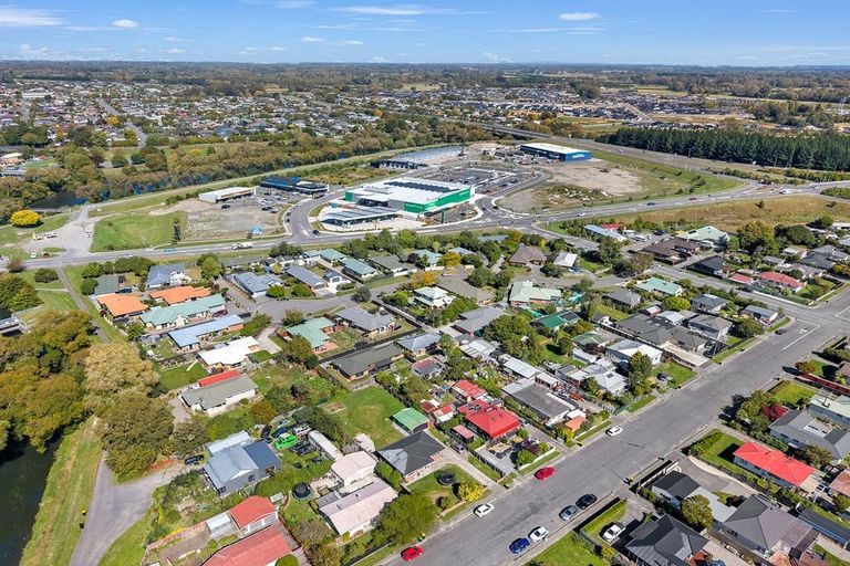 Photo of property in 31 Cridland Street West, Kaiapoi, 7630