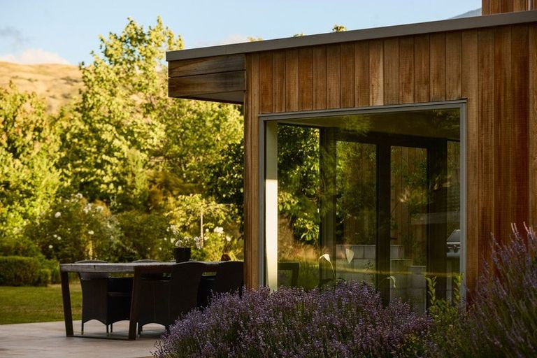 Photo of property in 10 Ellen Johnson Terrace, Lake Hayes, Queenstown, 9371