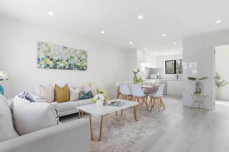 Photo of property in 8/418 Richardson Road, Mount Roskill, Auckland, 1041