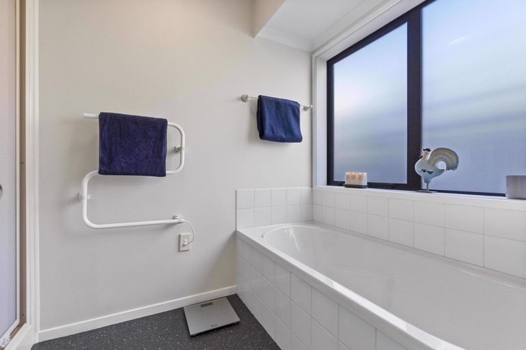 Photo of property in 5 Montrose Crescent, Huntington, Hamilton, 3210