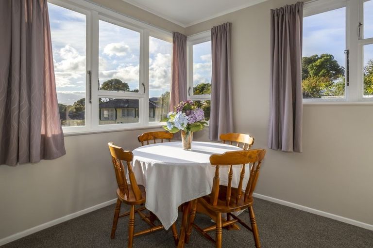 Photo of property in 74 Rangituhi Crescent, Takapuwahia, Porirua, 5022