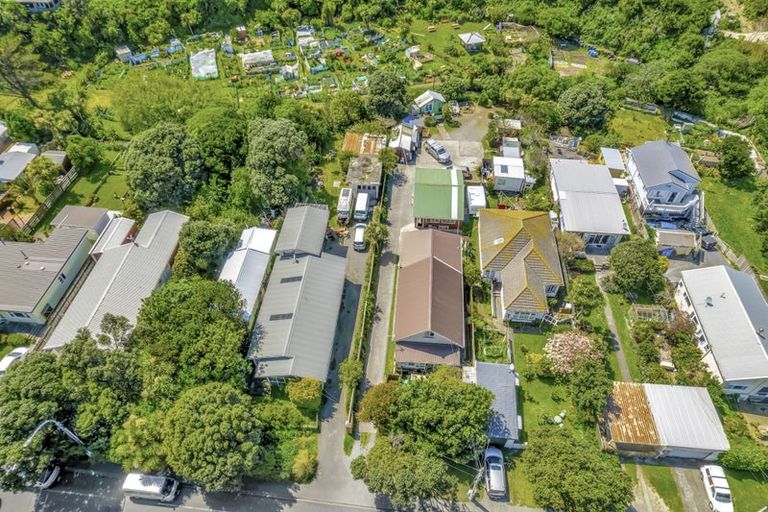 Photo of property in 70 Happy Valley Road, Owhiro Bay, Wellington, 6023