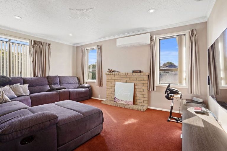 Photo of property in 15 Kilburn Street, Bishopdale, Christchurch, 8053