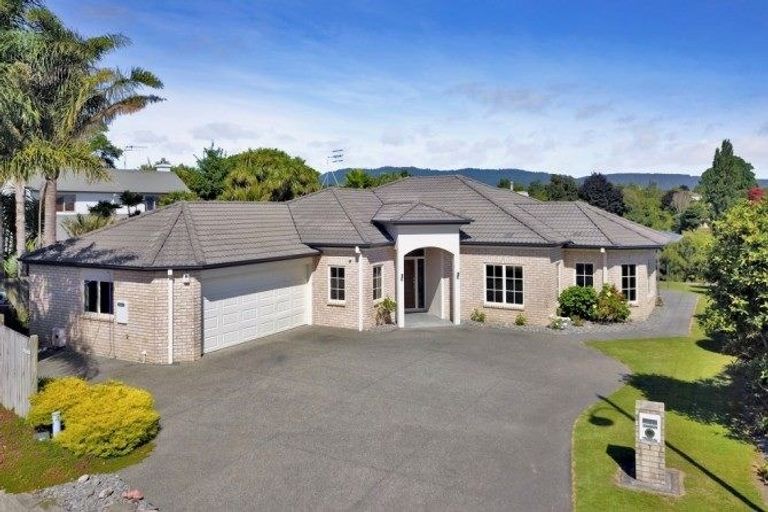 Photo of property in 7 Troy Place, Te Puke, 3119
