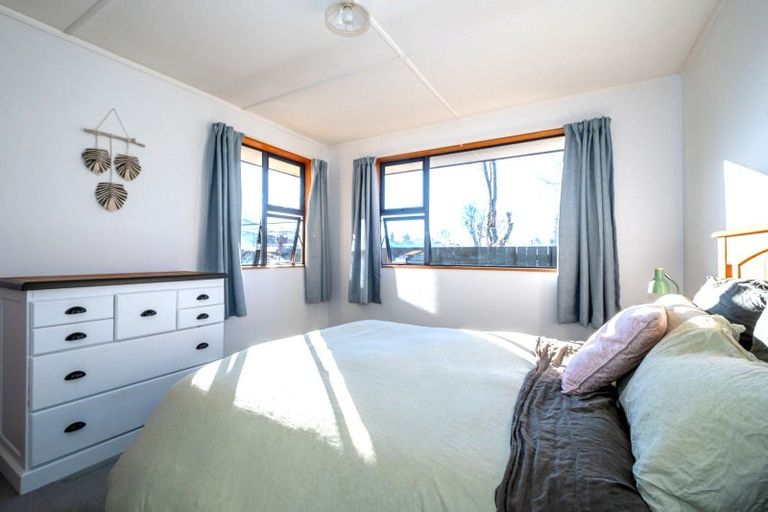 Photo of property in 3 Mckenzie Street, Fairlie, 7925