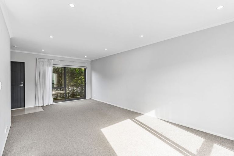 Photo of property in 4/38 Brigham Creek Road, Whenuapai, Auckland, 0618