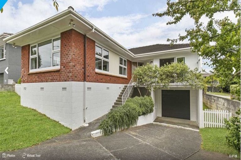 Photo of property in 27 Gills Road, Bucklands Beach, Auckland, 2014
