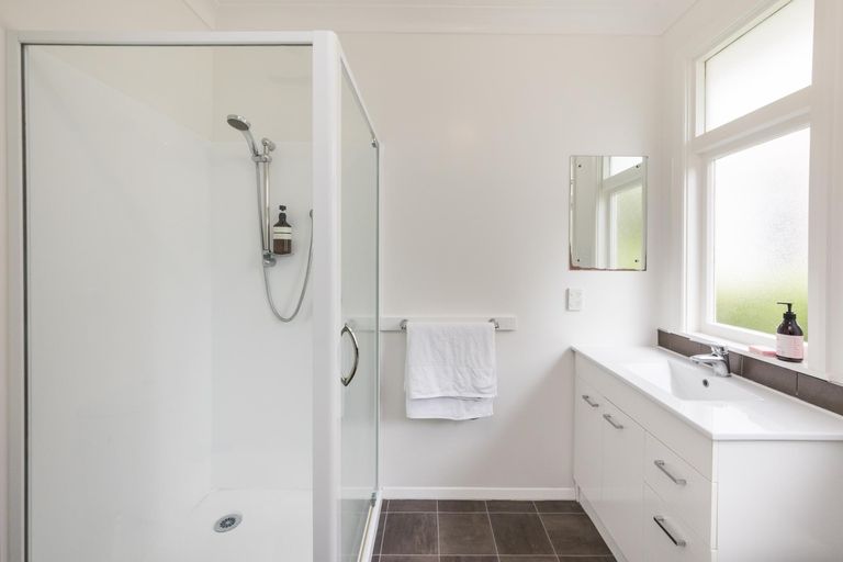 Photo of property in 35 Hardie Street, Hokowhitu, Palmerston North, 4410