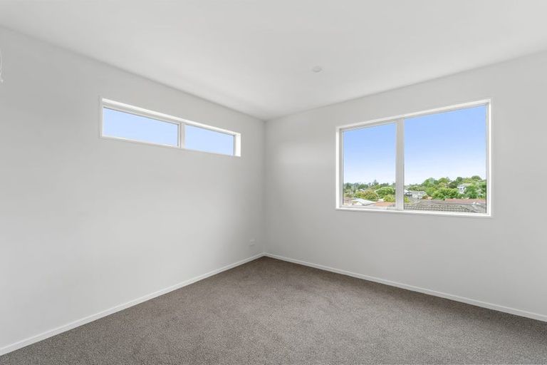 Photo of property in 361 Glengarry Road, Glen Eden, Auckland, 0602