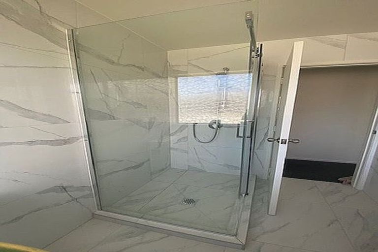 Photo of property in 14 Windoma Circle, Manukau, Auckland, 2025