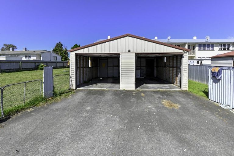 Photo of property in 409-419 Lowe Street, Camberley, Hastings, 4120