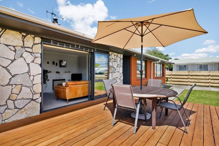 Photo of property in 42 Shakespeare Street, Leamington, Cambridge, 3432