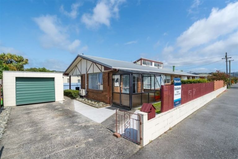 Photo of property in 44 Bird Street, Saint Kilda, Dunedin, 9012