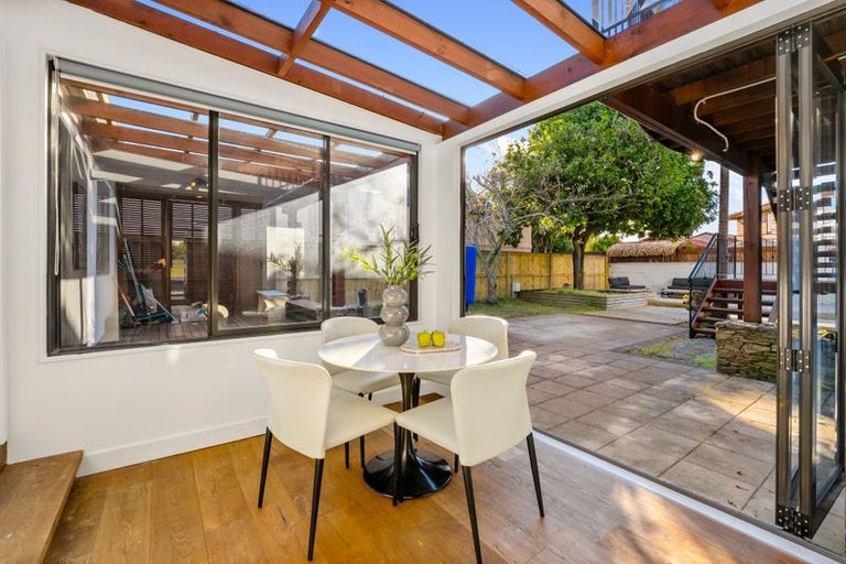 Photo of property in 1a Morrow Avenue, Bucklands Beach, Auckland, 2012