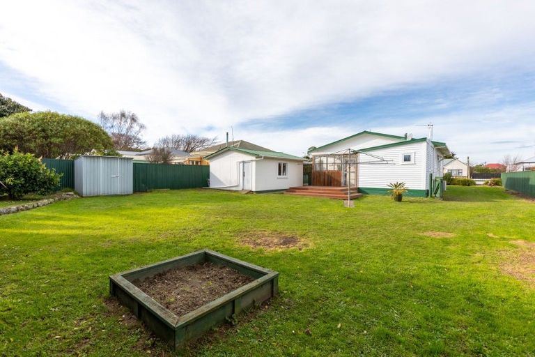 Photo of property in 41 Ross Street, Woodville, 4920