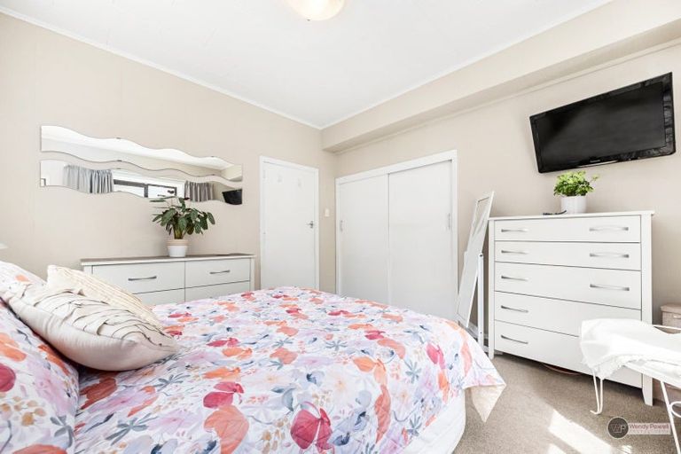 Photo of property in 71 Bell Road, Waiwhetu, Lower Hutt, 5010