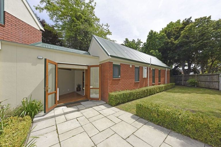 Photo of property in 90 Totara Street, Riccarton, Christchurch, 8041