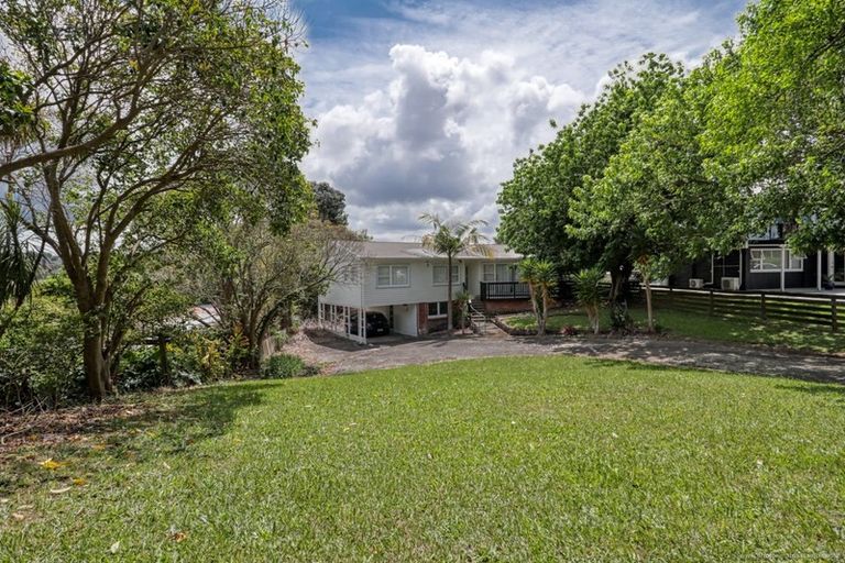 Photo of property in 140 Edmonton Road, Te Atatu South, Auckland, 0610