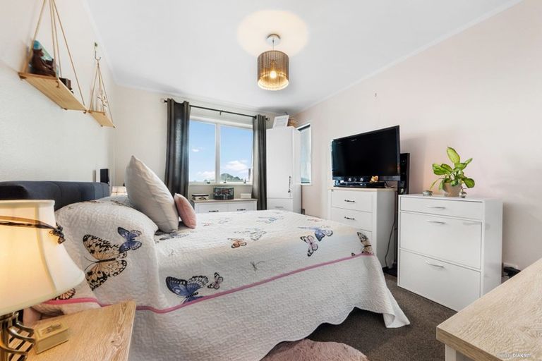 Photo of property in 1 Pauline Place, Bucklands Beach, Auckland, 2014