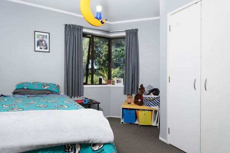 Photo of property in 412 Taupaki Road, Kumeu, 0892