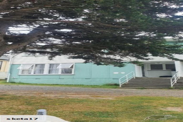 Photo of property in 6-8 Waihemo Street, Waitangirua, Porirua, 5024