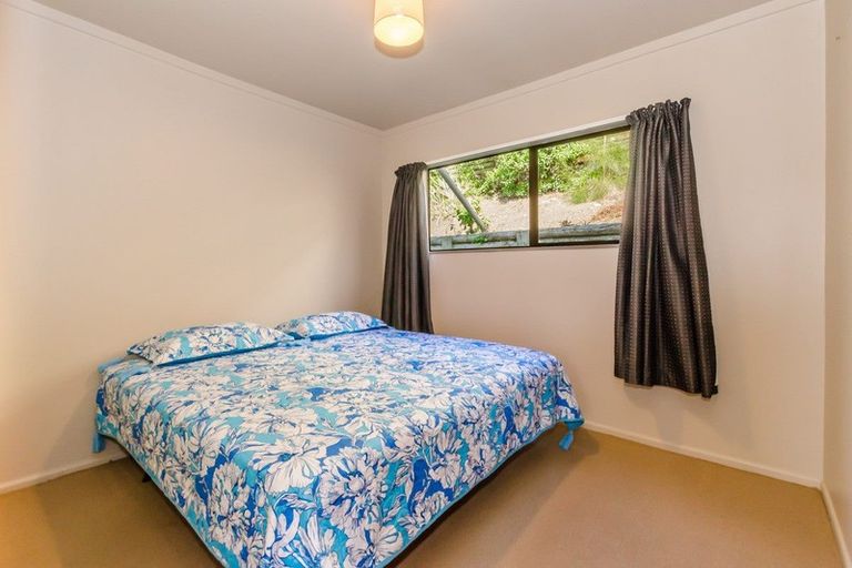 Photo of property in 38 Hicks Crescent, Waikanae Beach, Waikanae, 5036