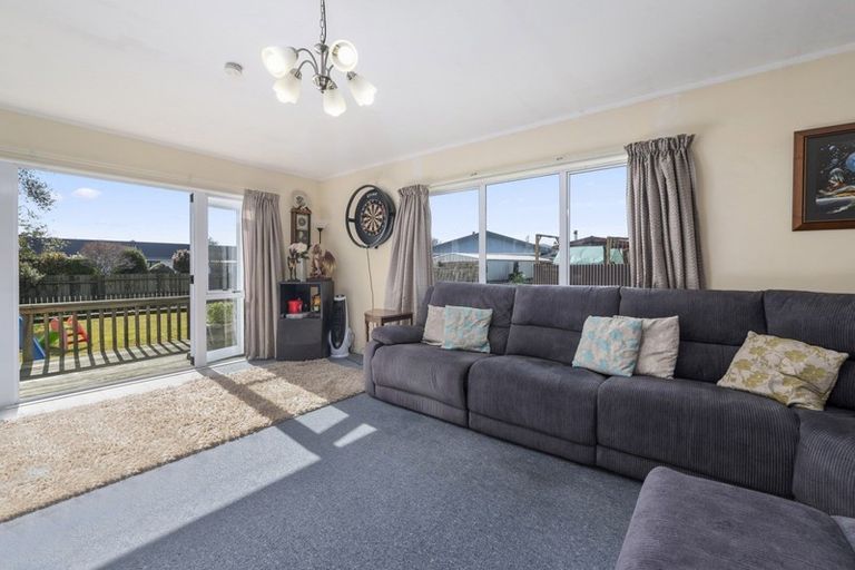 Photo of property in 11 Byron Grove, Owhata, Rotorua, 3010