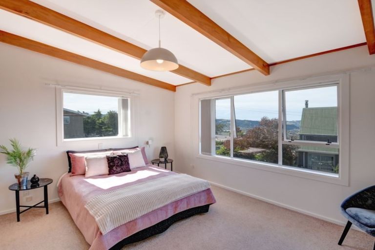 Photo of property in 35 Salmond Street, Halfway Bush, Dunedin, 9010