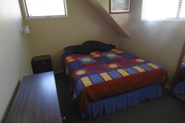 Photo of property in 82b Avonhead Road, Avonhead, Christchurch, 8042