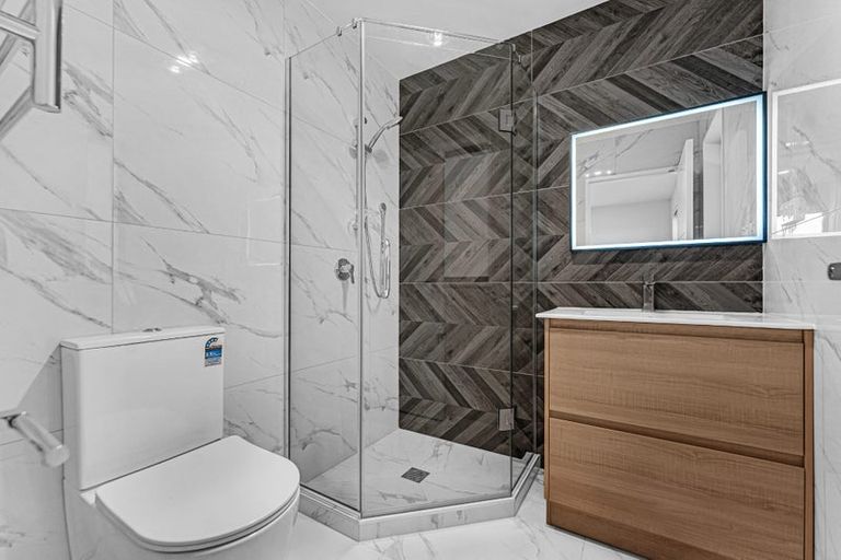 Photo of property in 22d Justamere Place, Weymouth, Auckland, 2103