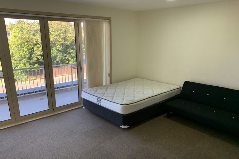 Photo of property in 2 Greensboro Street, Hamilton East, Hamilton, 3216