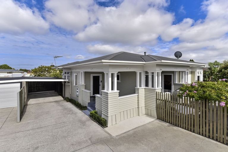 Photo of property in 113a Puhinui Road, Papatoetoe, Auckland, 2104