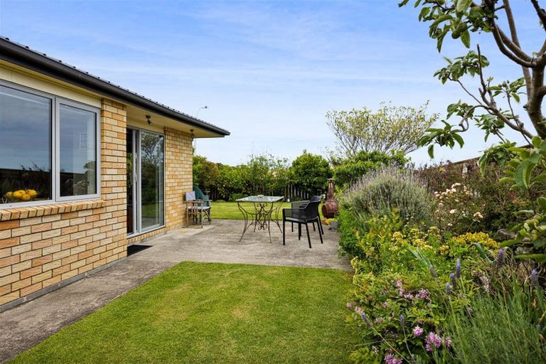 Photo of property in 54 Penrod Drive, Bell Block, New Plymouth, 4312