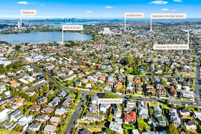 Photo of property in 2/2 Seaview Road, Milford, Auckland, 0620