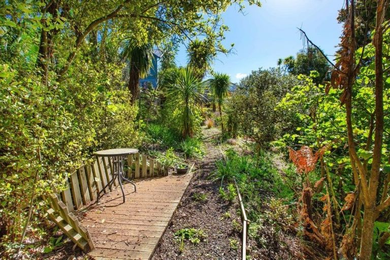 Photo of property in 15 Bay View Road, Raglan, 3225