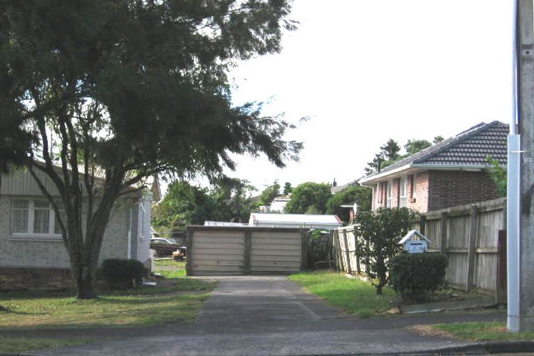 Photo of property in 144 View Road, Sunnyvale, Auckland, 0612