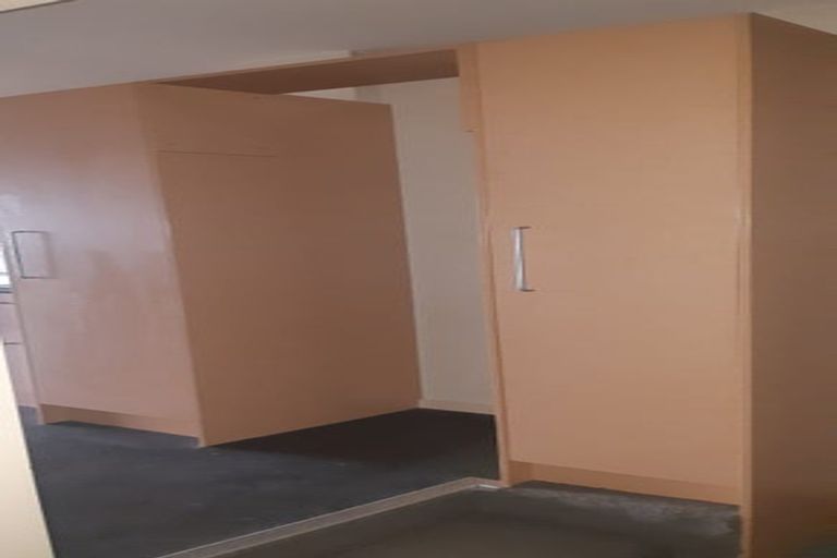 Photo of property in Stadium Garden Flats, 312/107 Thorndon Quay, Pipitea, Wellington, 6011