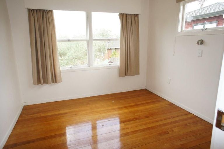 Photo of property in 10 Quebec Road, Milford, Auckland, 0620