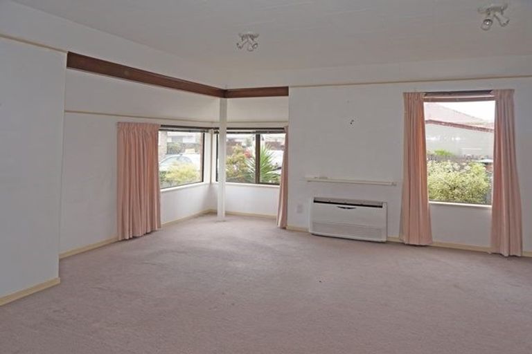 Photo of property in 60 Bay View Road, South Dunedin, Dunedin, 9012
