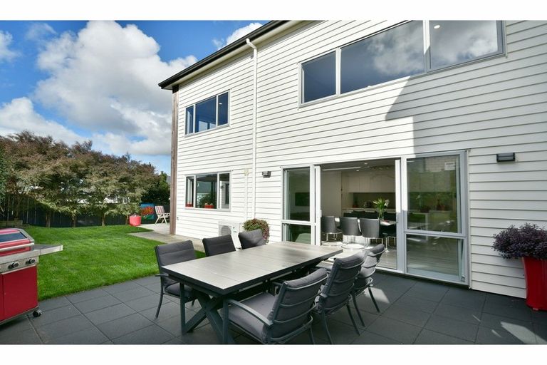 Photo of property in 13 Harvest Avenue, Orewa, 0931