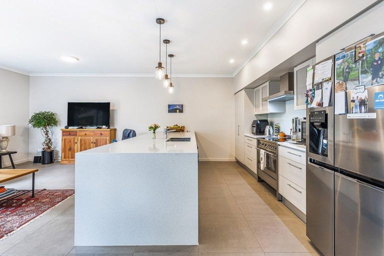 Photo of property in 20 Kensington Drive, Orewa, 0931