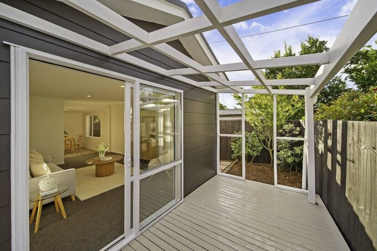 Photo of property in 15 Roberts Road, Hei Hei, Christchurch, 8042