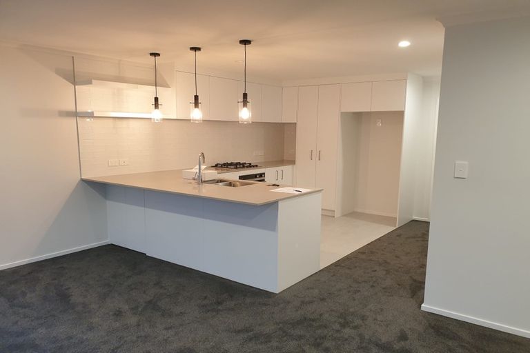 Photo of property in 7a Breakwater Way, Whitby, Porirua, 5024