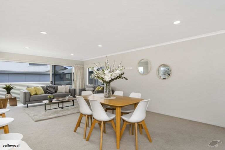 Photo of property in 233b Dickson Road, Papamoa Beach, Papamoa, 3118