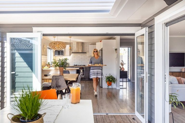 Photo of property in 28 Araroa Place, Papamoa Beach, Papamoa, 3118