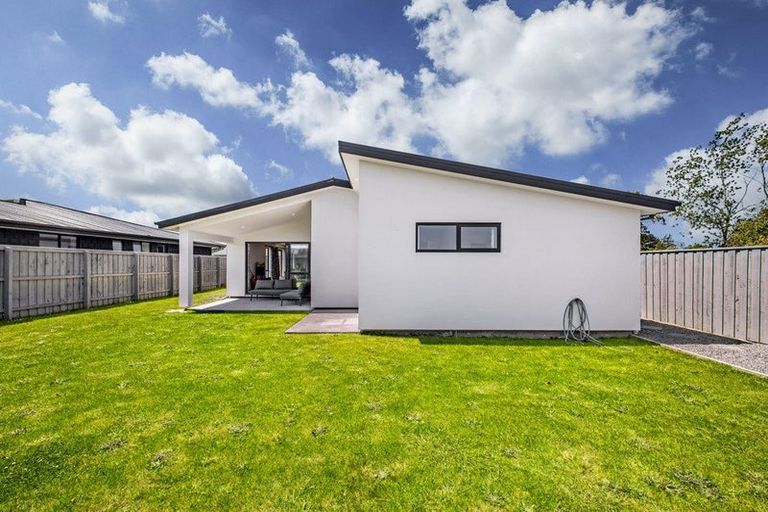 Photo of property in 36 Fairbairn Road, Rolleston, 7614