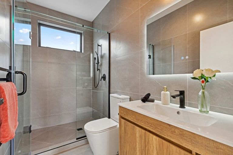 Photo of property in 1 Puhikawa Street, Massey, 0614