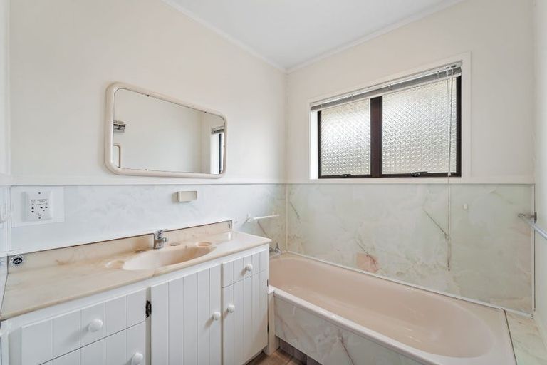 Photo of property in 3/41 Rawhiti Road, Manly, Whangaparaoa, 0930